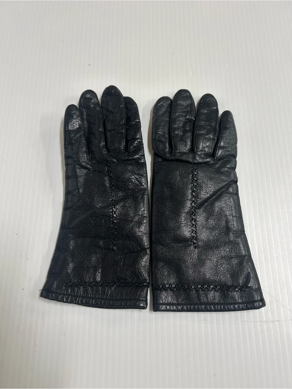 Vintage Ladies Black Gloves Size Medium Rayon Lined